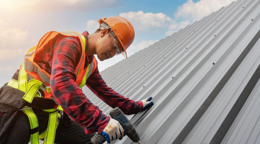 Professional Emergency Roof Repairs services in Manchester, IL